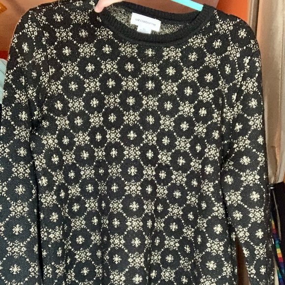 Liz Claiborne Sweaters - Liz Claiborne snowflake sweater